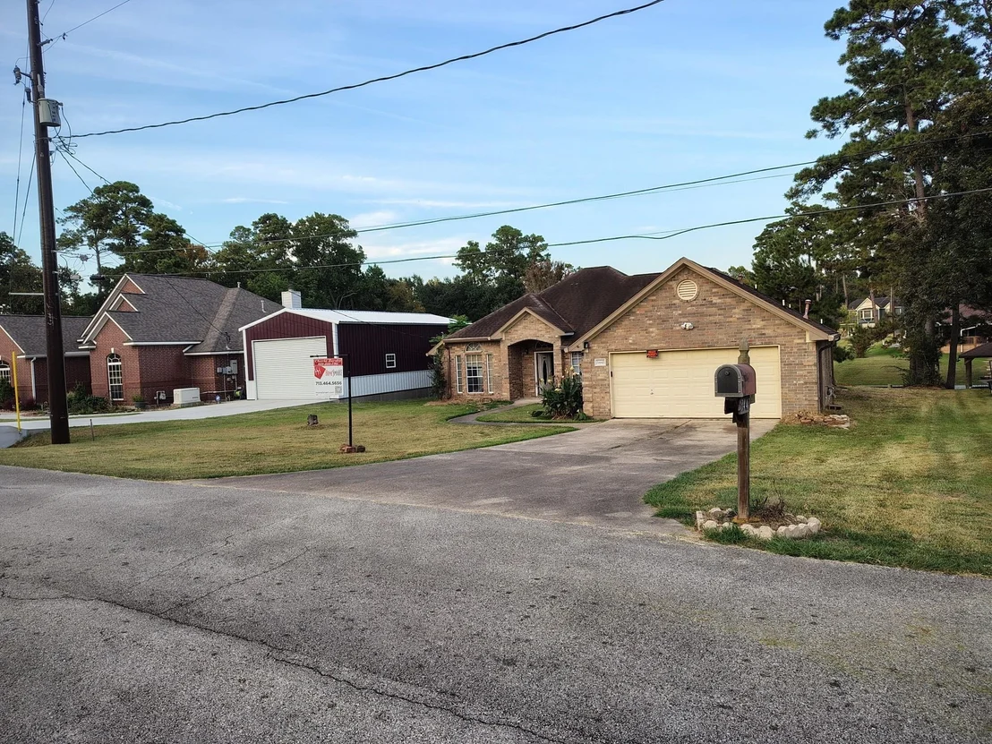 Photo of 3443 Shore Shadows Drive