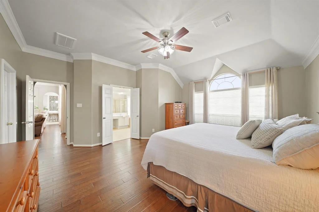 Photo of 6723 Springcrest Drive