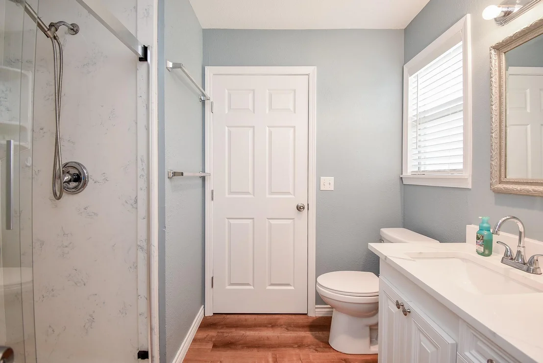 Photo of 2116 W Bayshore Drive