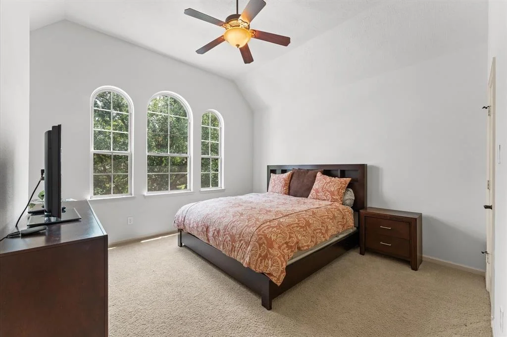 Photo of 3 N Beech Springs Circle