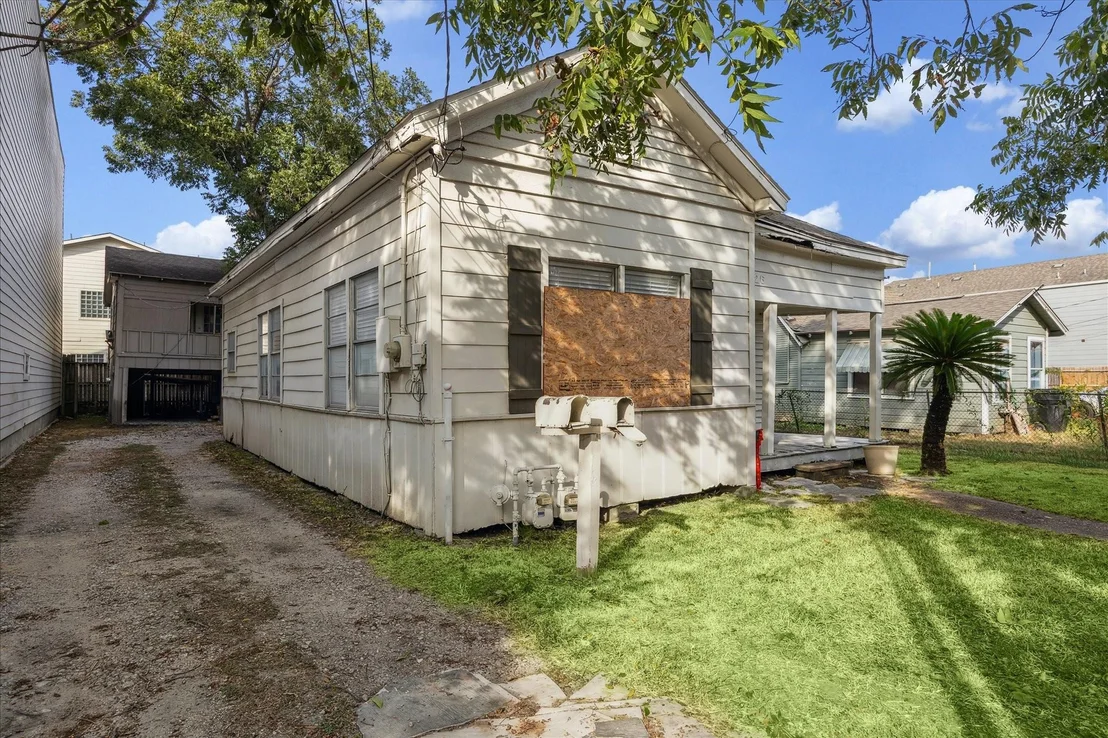 Photo of 5226 Cornish Street