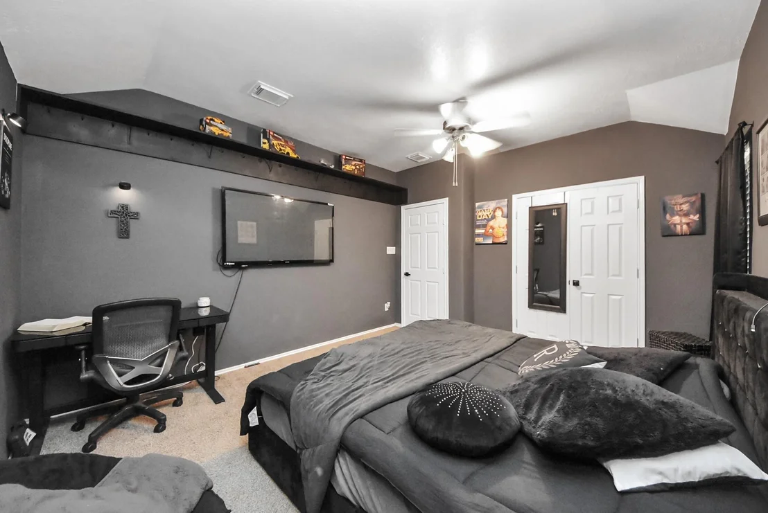 Photo of 24915 Oconee Drive