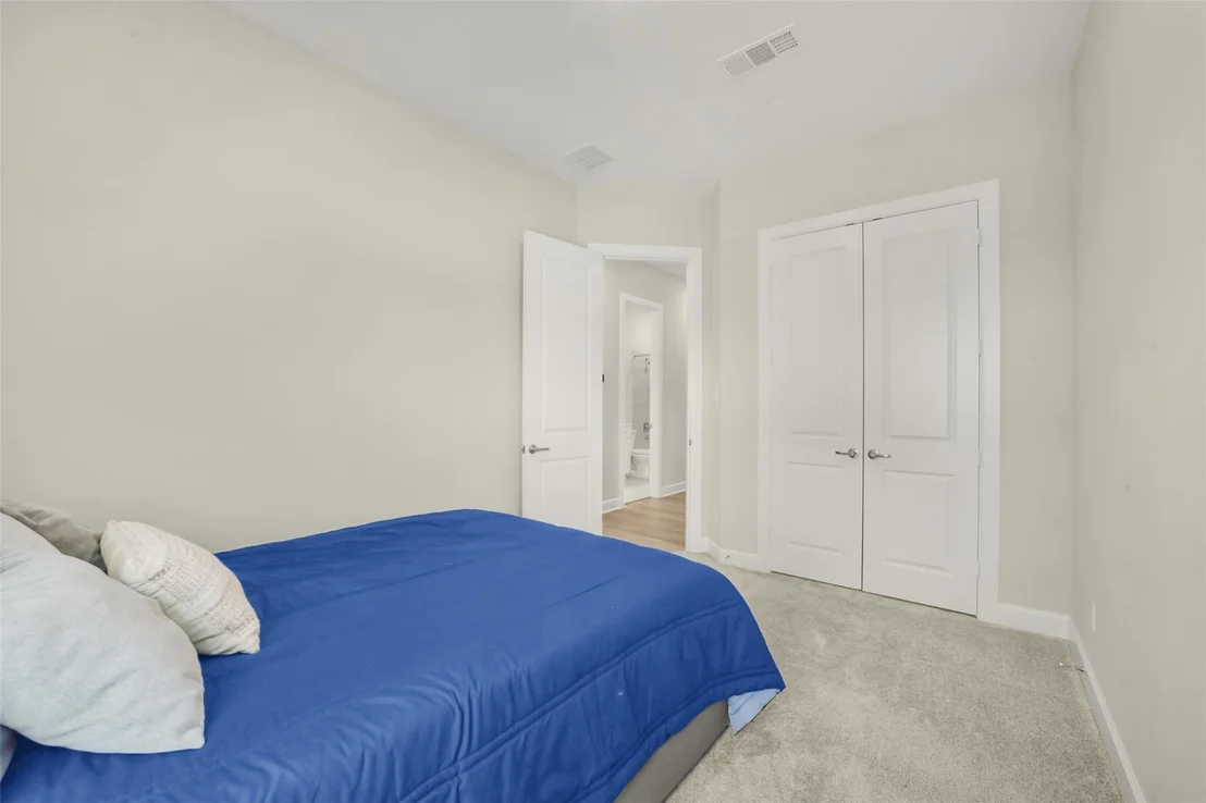 Photo of 1702 Spring View