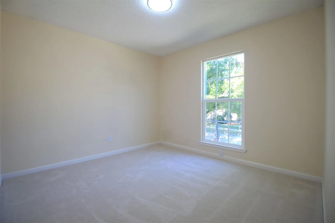 Photo of 8011 Goldengrove Drive
