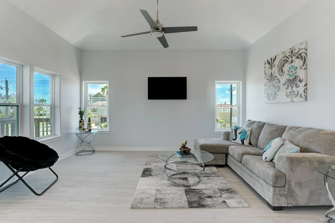 Photo of 302 Neptune Circle