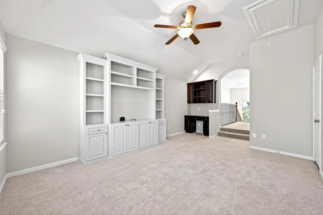 Photo of 14 S Sawbridge Circle