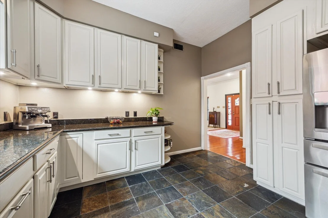 Photo of 1112 Jackson Boulevard