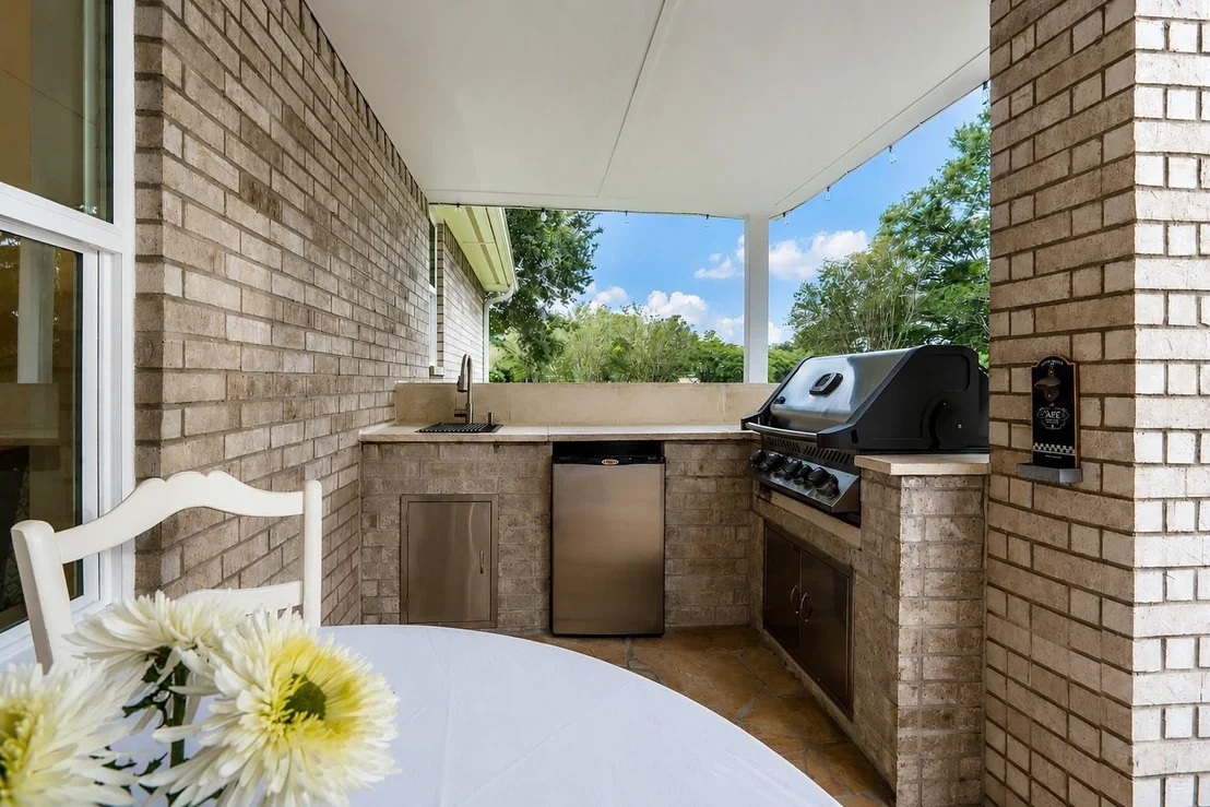 Photo of 15903 Lake Loop Drive