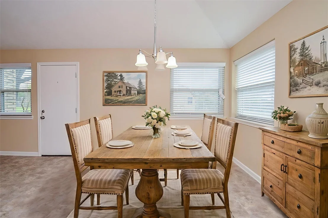 Photo of 14618 Laura Circle