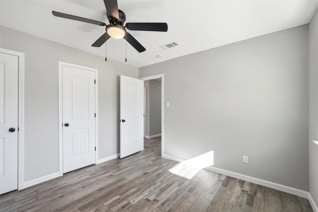 Photo of 423 Jeffery Lane