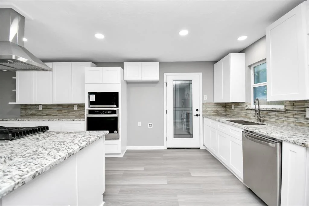 Photo of 5434 Creekbend Drive