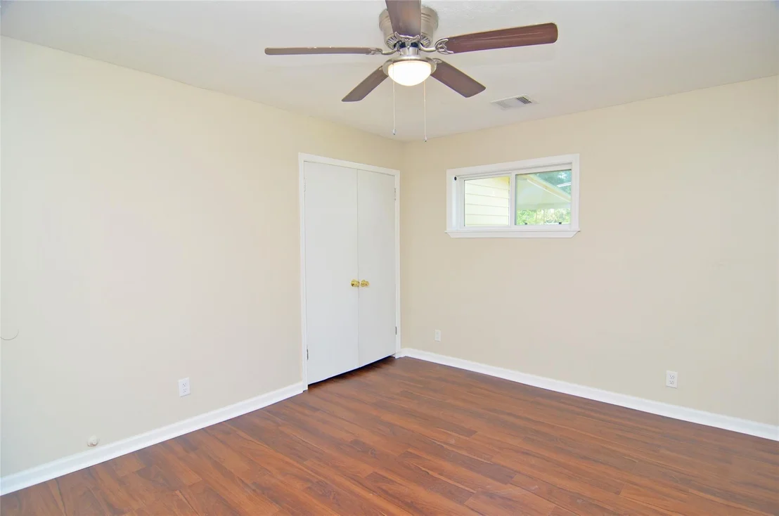 Photo of 1131 Globe Street