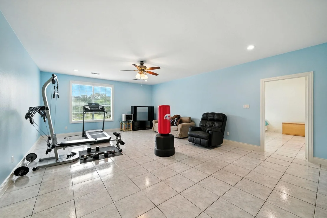 Photo of 15402 Long Road