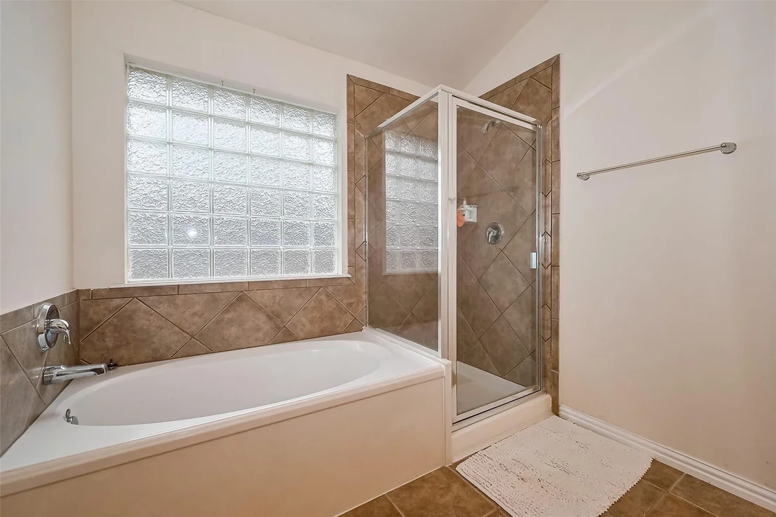 Photo of 1007 Casting Springs Way