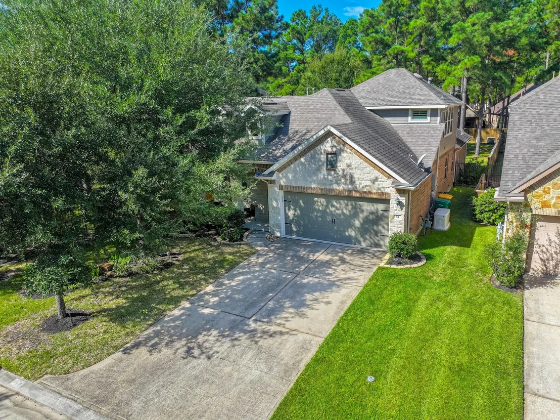 Photo of 54 W Wolf Cabin Circle