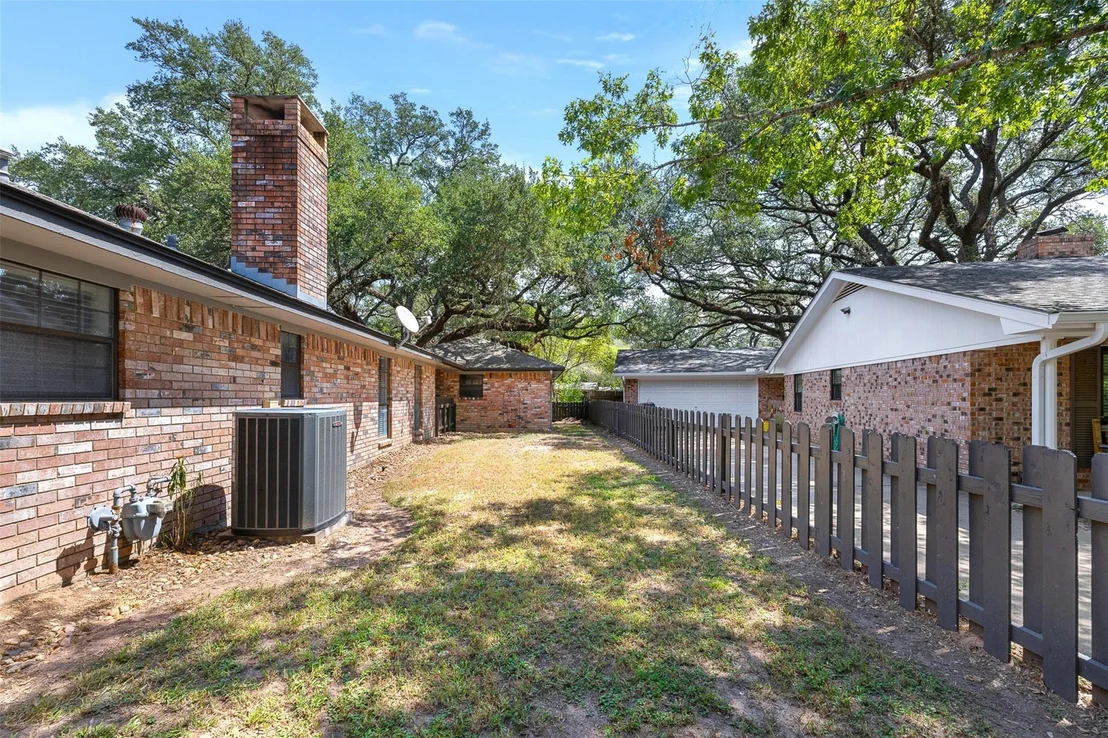 Photo of 107 Memorial Lane