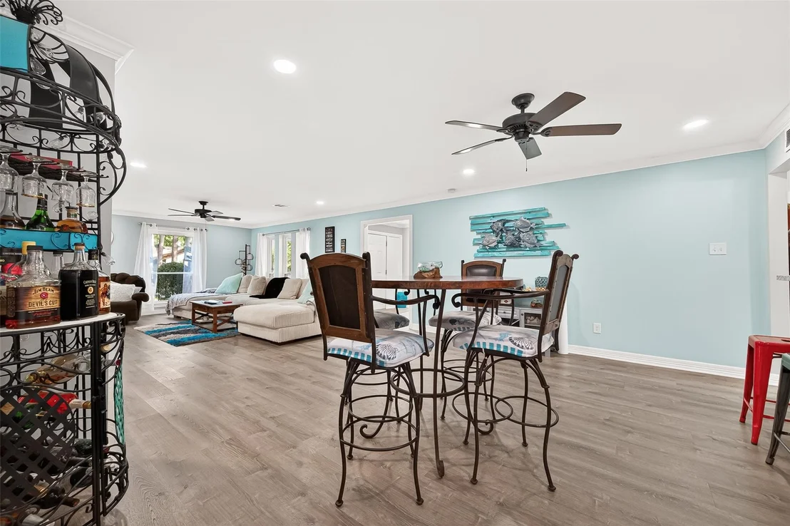 Photo of 5814 Theall Road