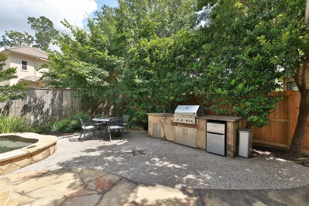 Photo of 6 Lovenote Court