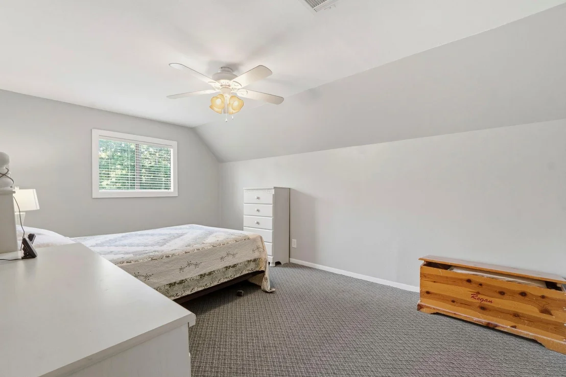 Photo of 109 Pine Needle Street