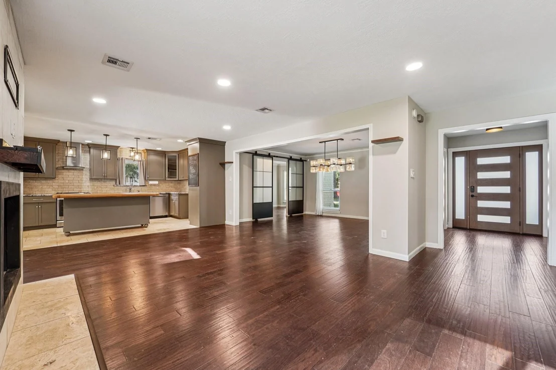 Photo of 6219 Elmgrove Road
