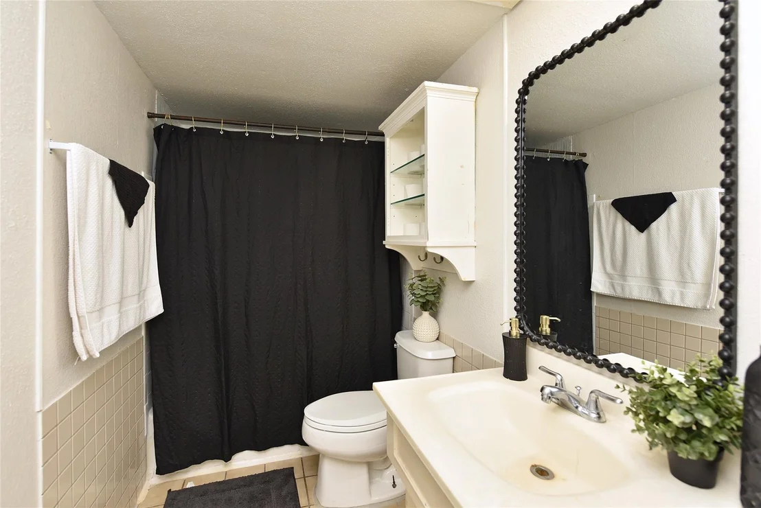 Photo of 10119 Hannon Drive
