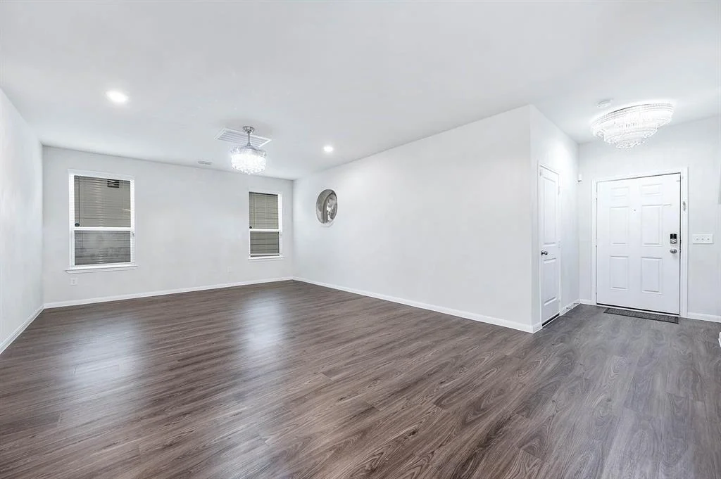 Photo of 6331 Lakeview Haven Drive