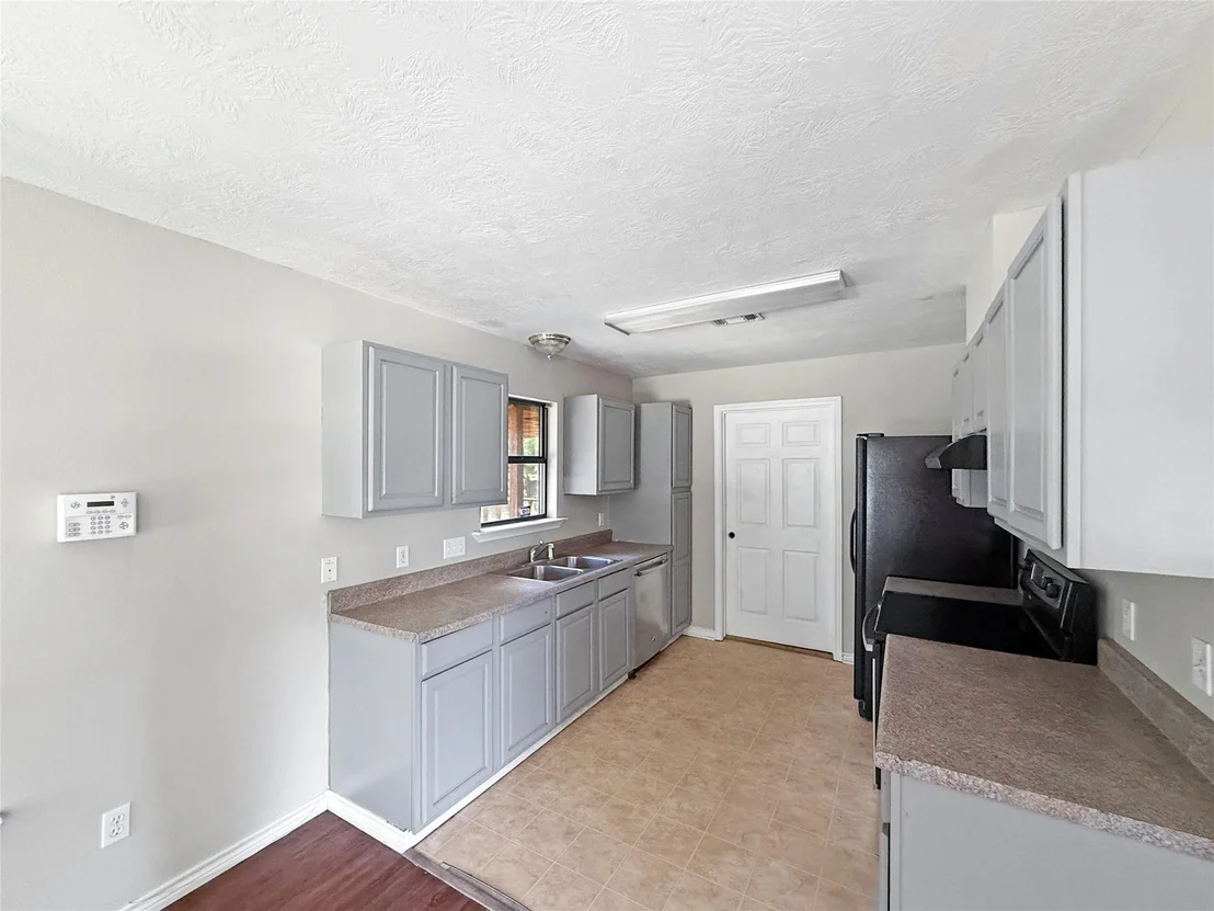 Photo of 327 Reuben Street