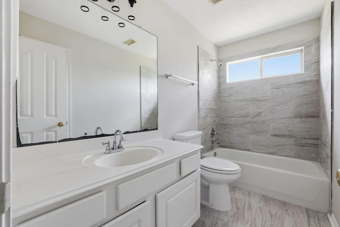 Photo of 3231 Edgewood Drive
