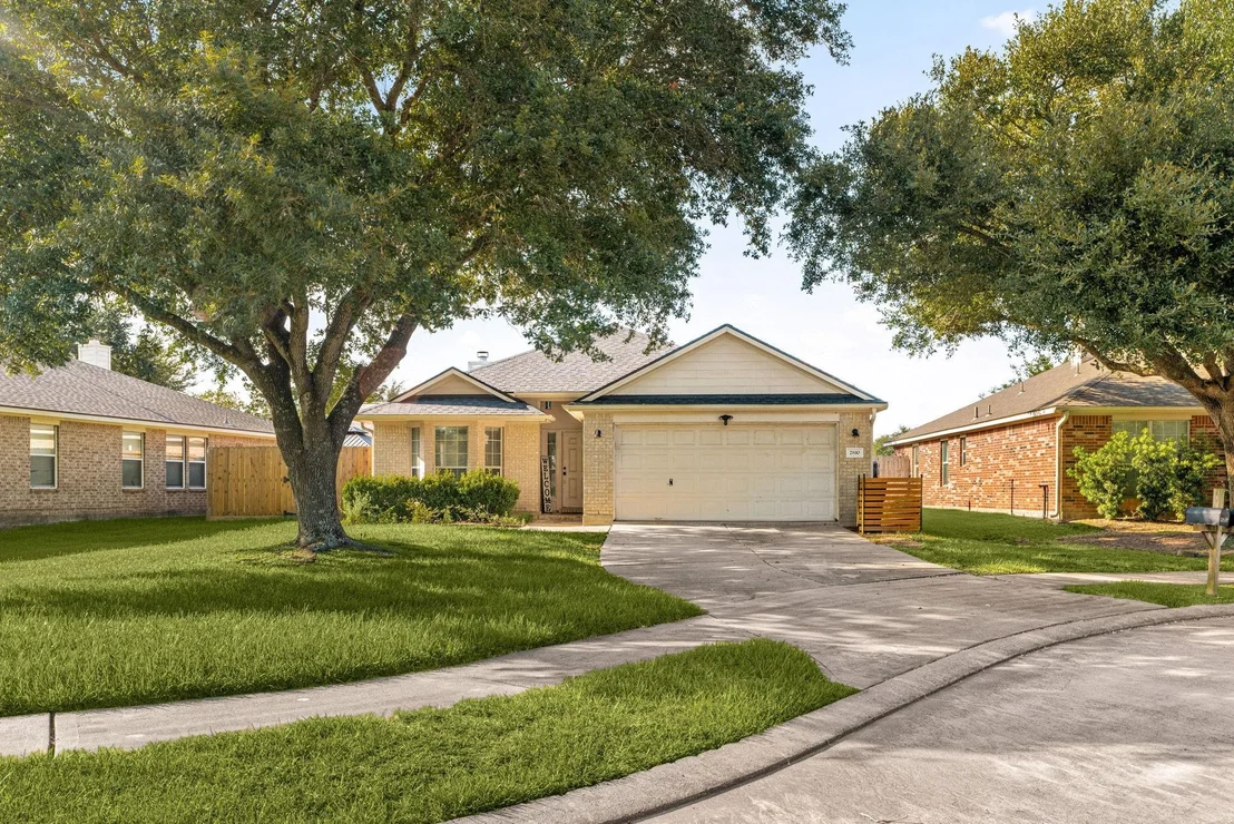 Photo of 2810 Brookmist Lane