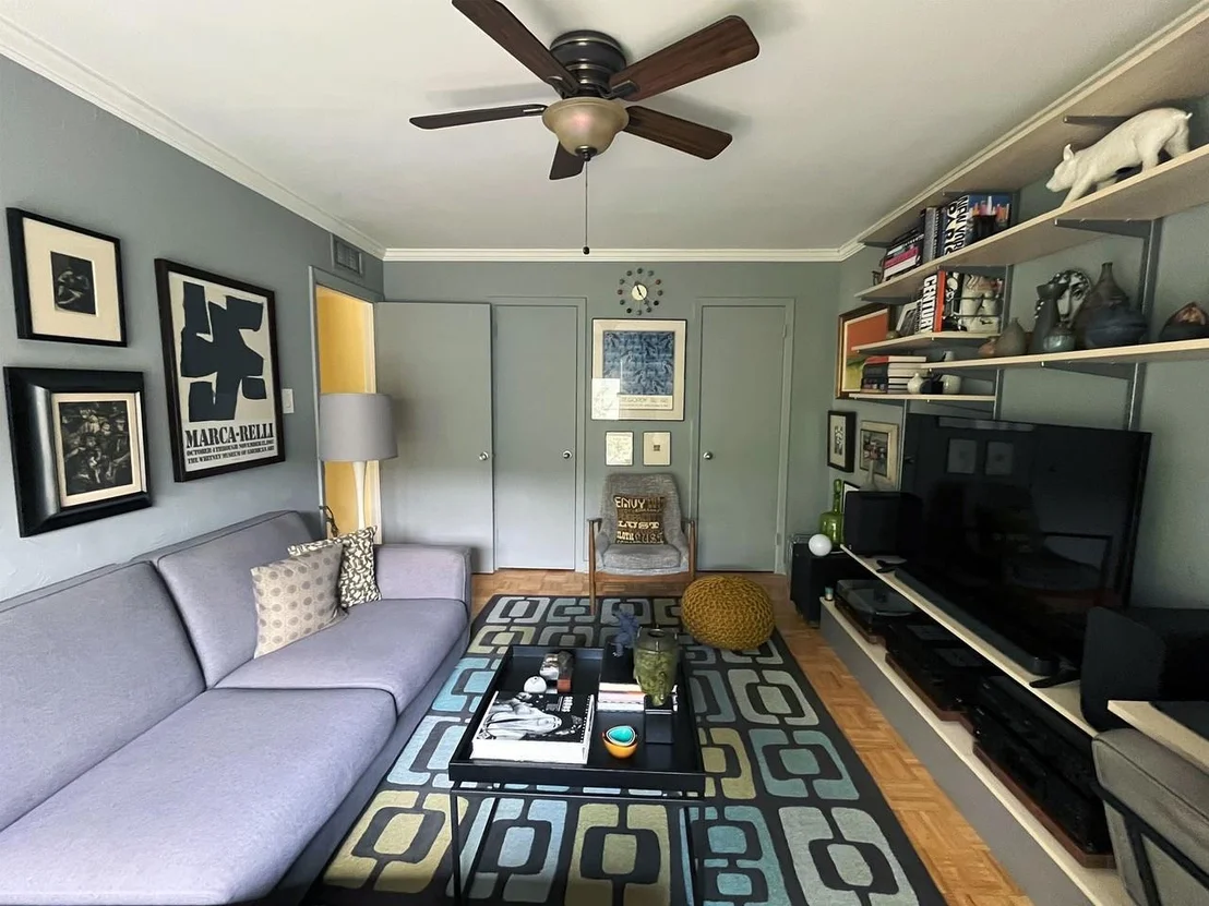 Photo of Unit 17 at 8211 Katy Freeway