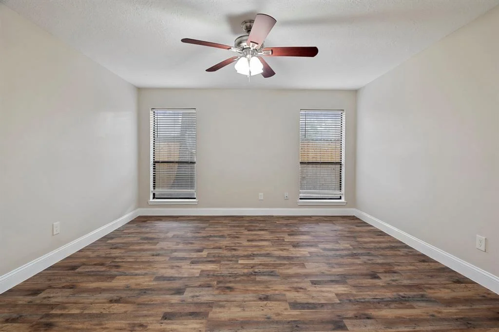 Photo of 11914 Meadowview Drive