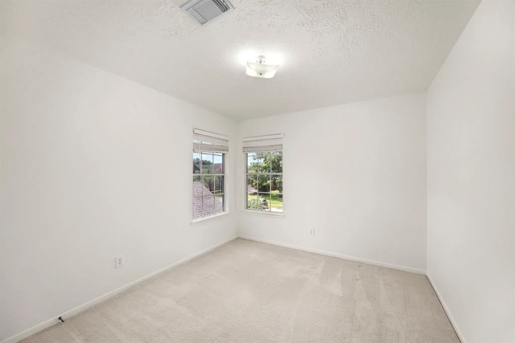 Photo of 9818 Goldenglade Drive