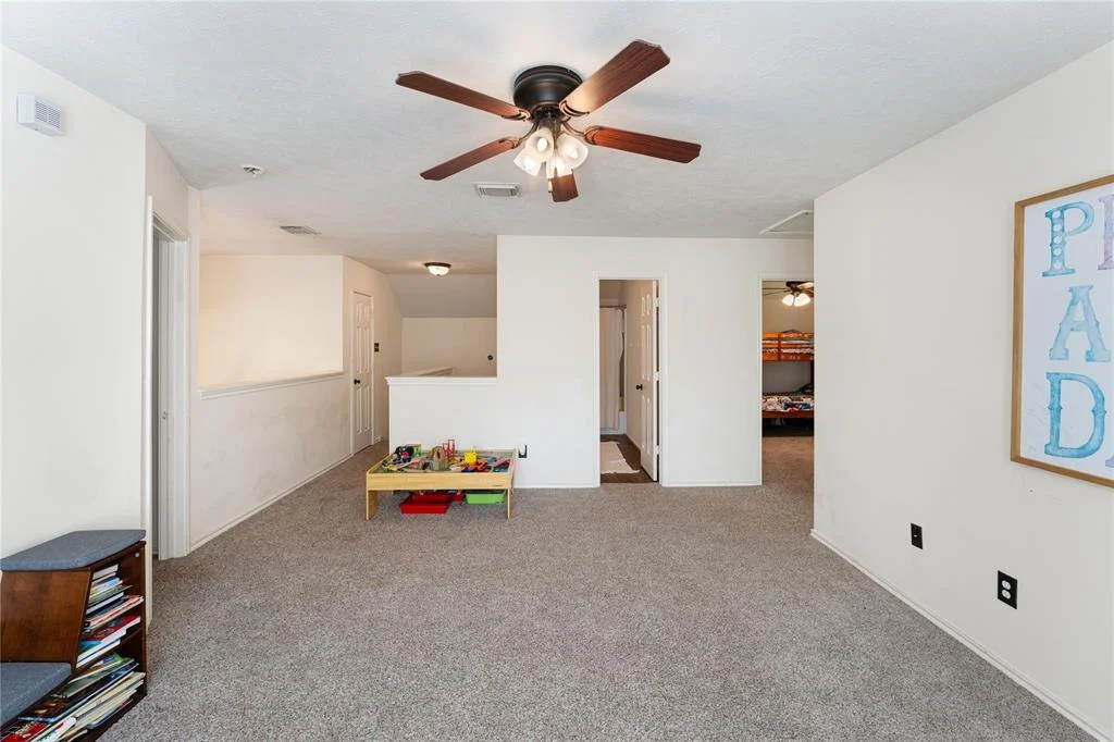 Photo of 151 N Wynnoak Circle