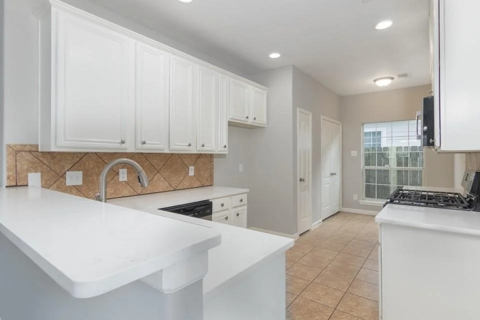 Photo of 9335 Ledge Street