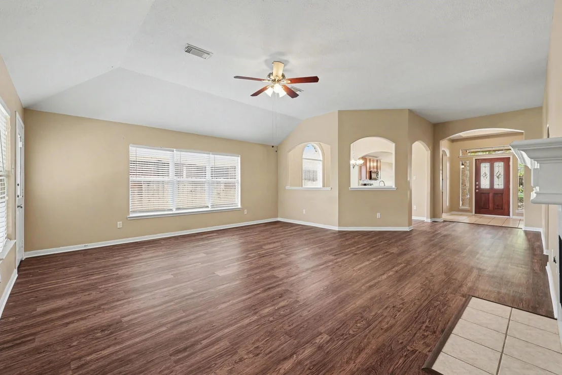 Photo of 3223 Stoneydale Lane