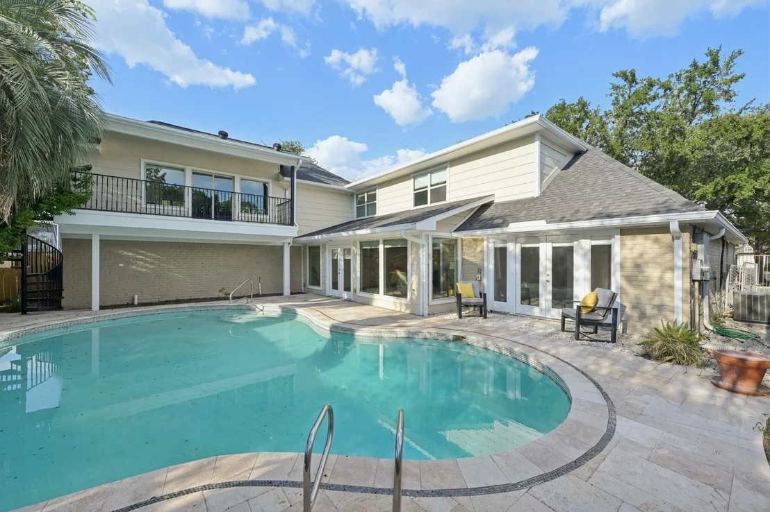Photo of 1302 Riverview Circle