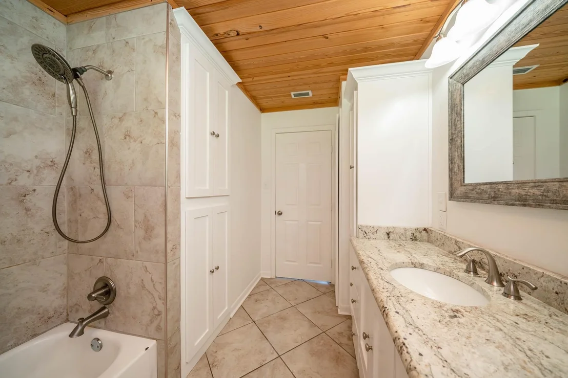 Photo of 818 Bean Ave