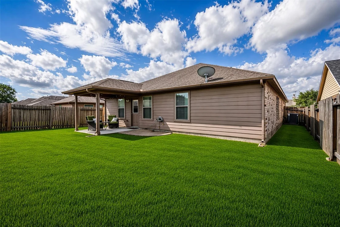 Photo of 28614 Lockeridge Farms Drive