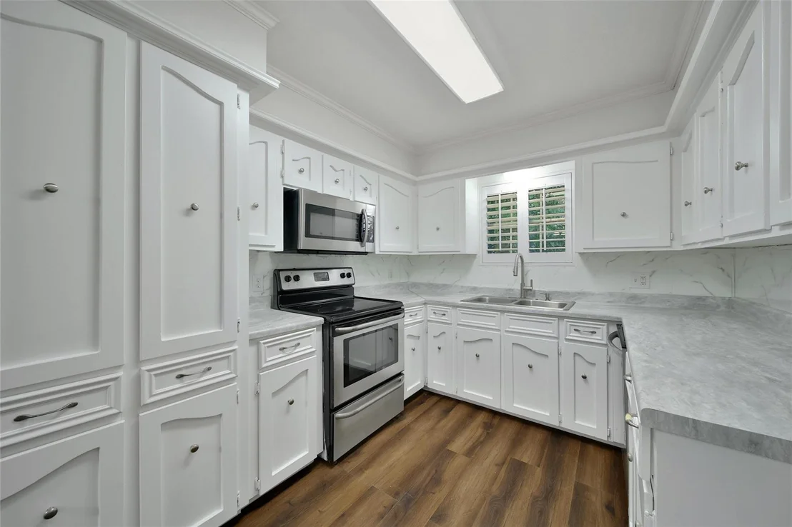 Photo of 347 Maple Lane