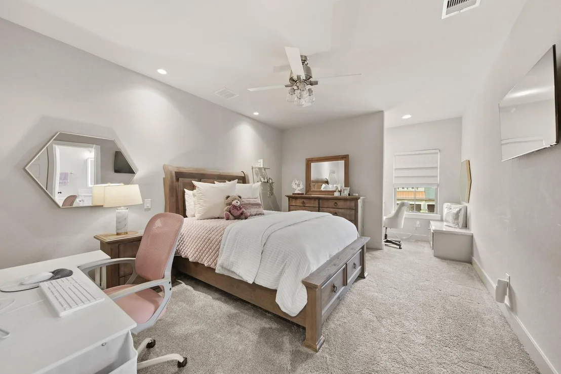 Photo of 27914 Starlight Harbor Lane