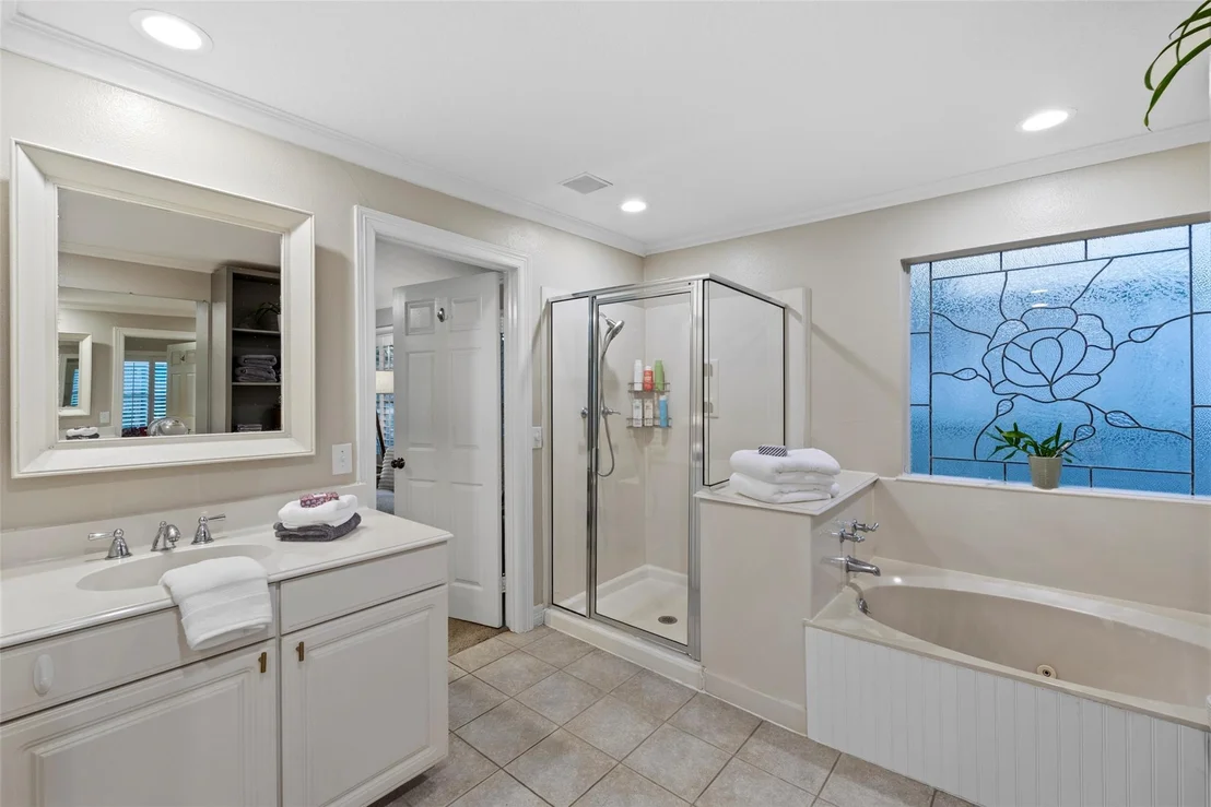 Photo of 2201 Bartlett Street