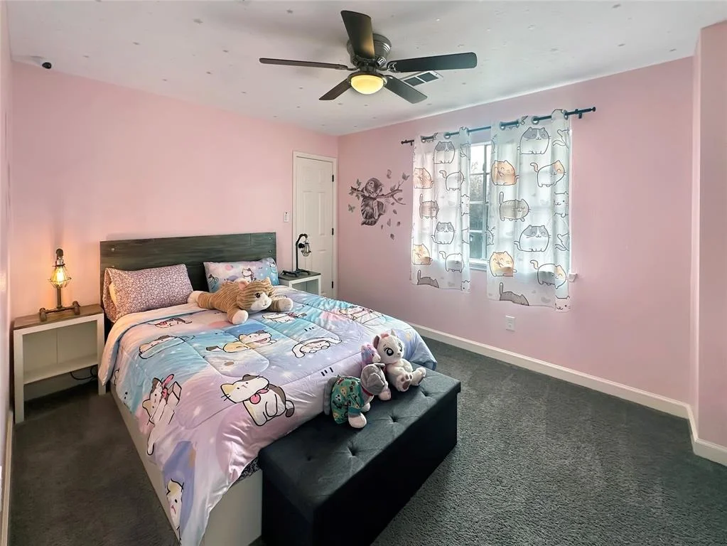 Photo of 23935 Scrivener Lane