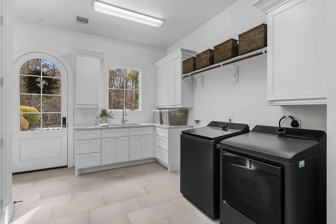 Photo of 10 Riata Drive