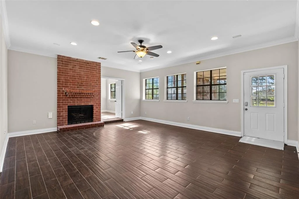 Photo of 5404 Autumn Lane