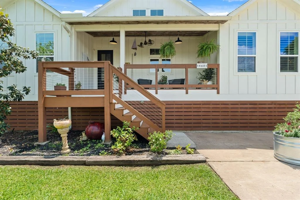 Photo of 36605 Hondo Road