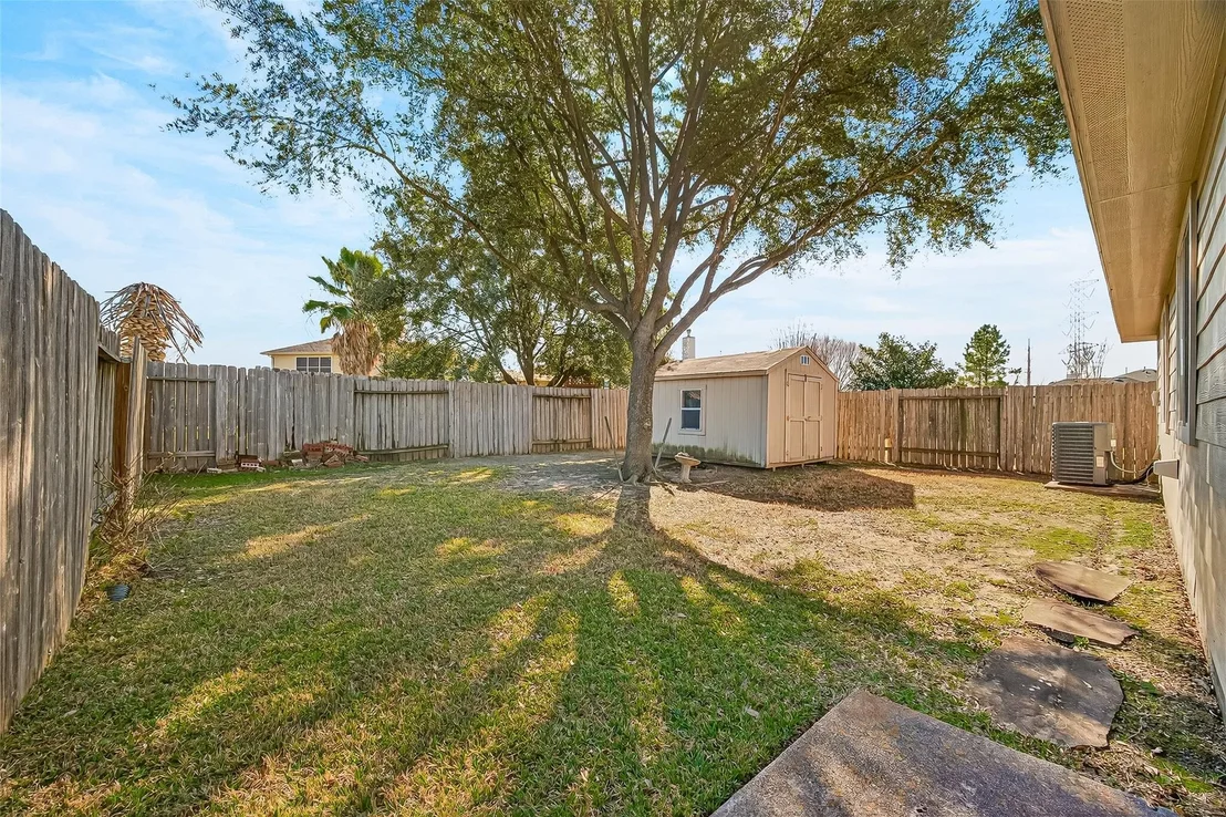 Photo of 11034 Knobbley Oak Court