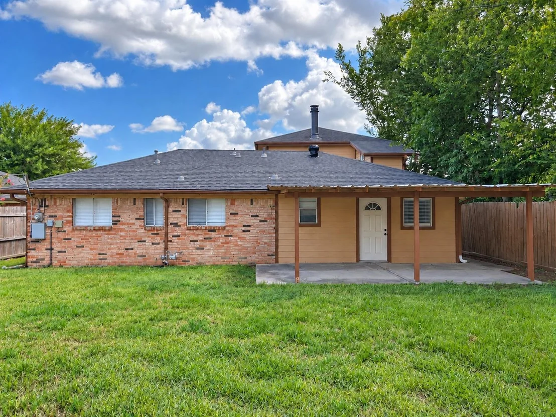 Photo of 6307 Georgianna Drive
