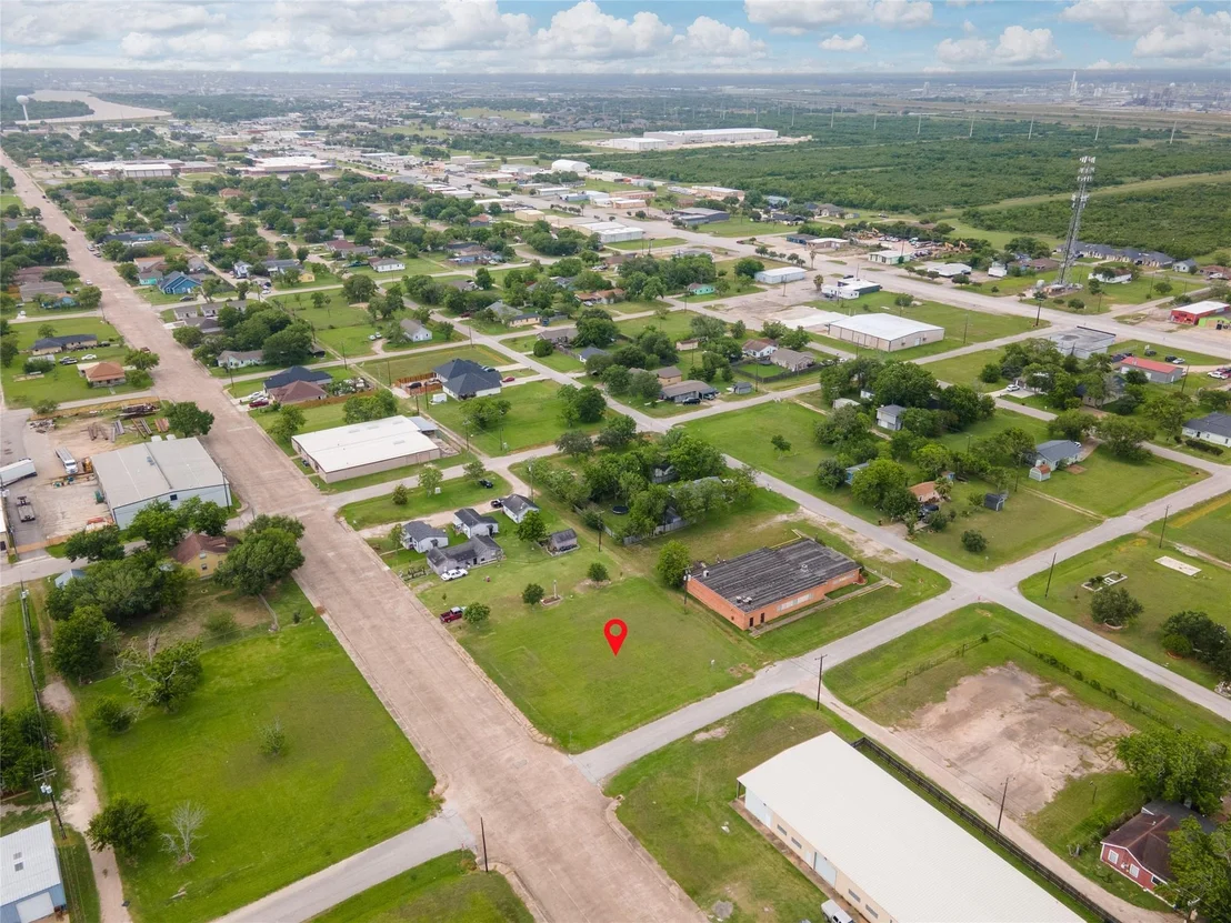 Photo of 0 S Ave B