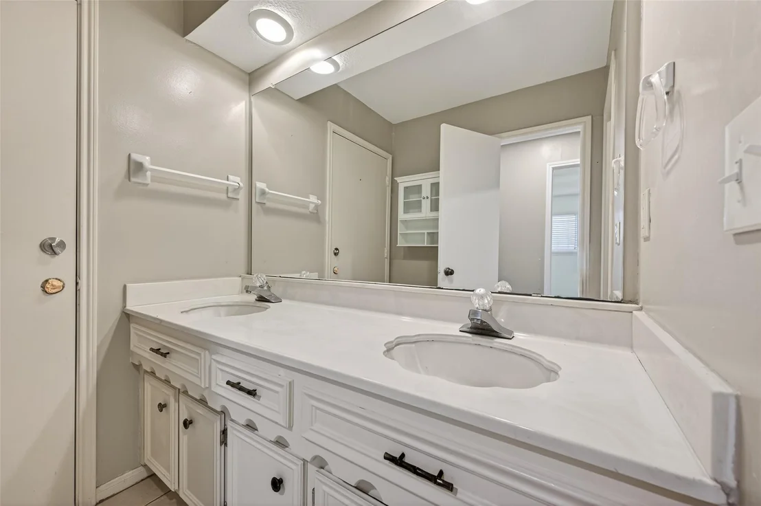 Photo of 18035 Mountfield Drive