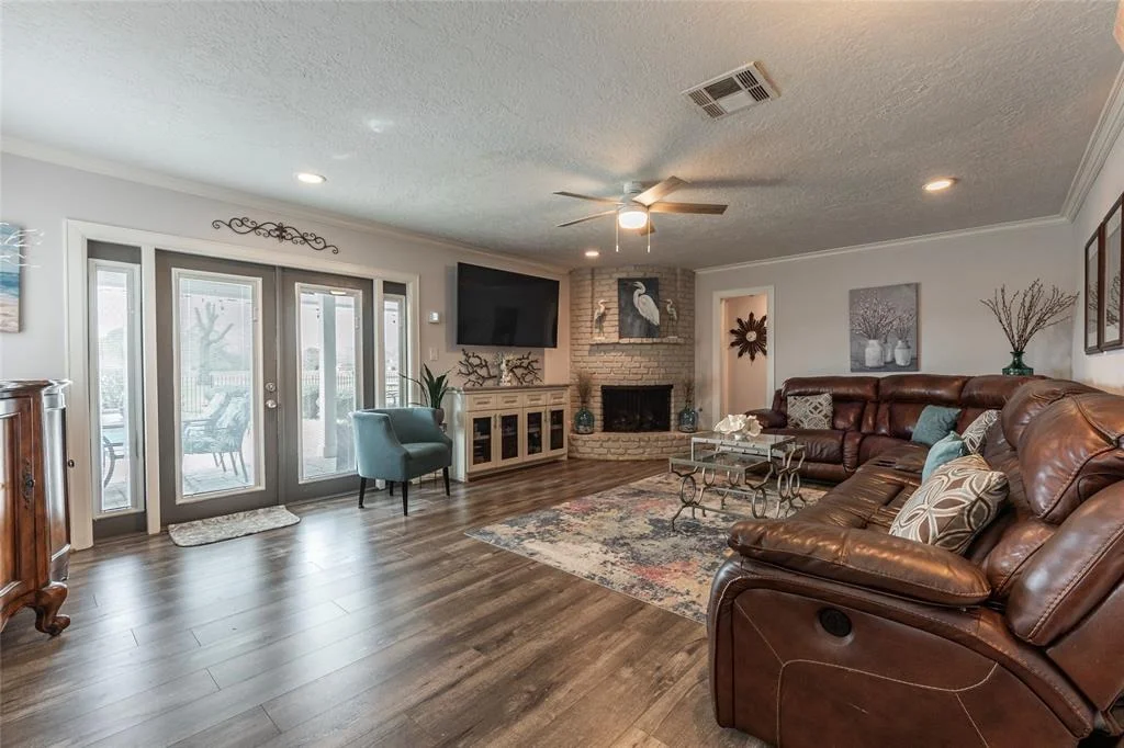Photo of 15802 Torry Pines Road